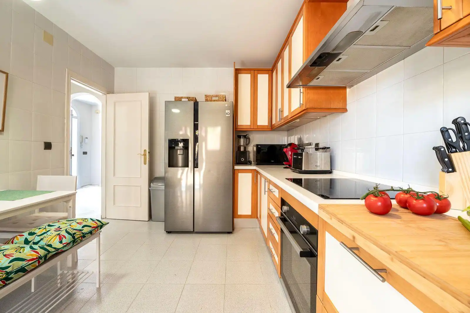 Cocina de Casa adosada en venta en Marbella con Aire acondicionado, Calefacción y Jardín privado