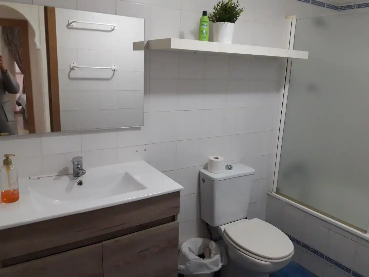 Bathroom of Flat for rent in Arroyo de la Miel 