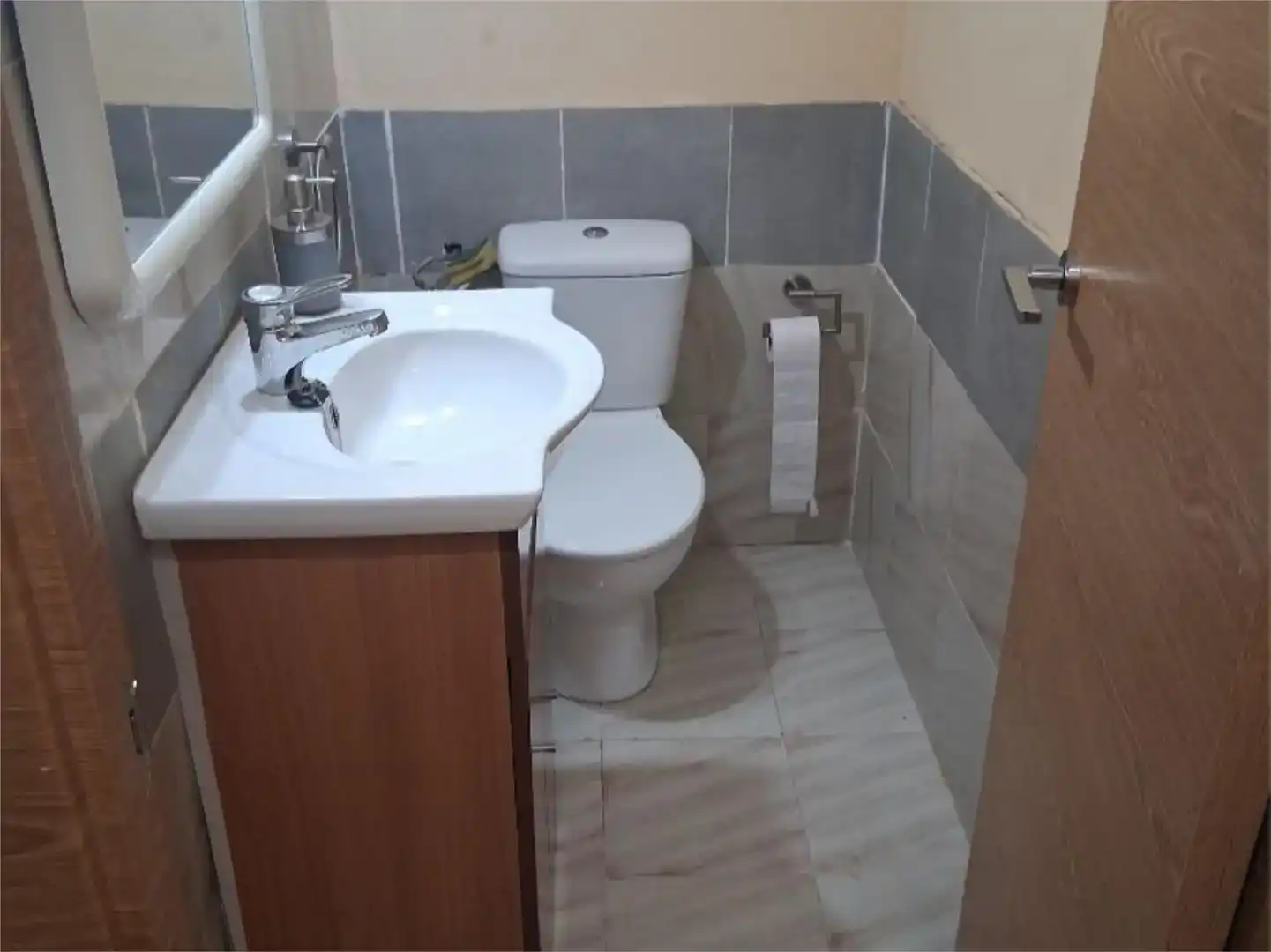 Bany de Casa o xalet en venda en Algueña amb Aire condicionat i Balcó