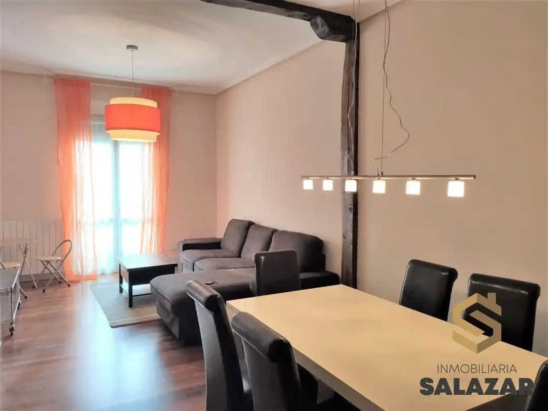 Wohnzimmer von Wohnungen zur Miete in Bilbao  mit Heizung und Balkon