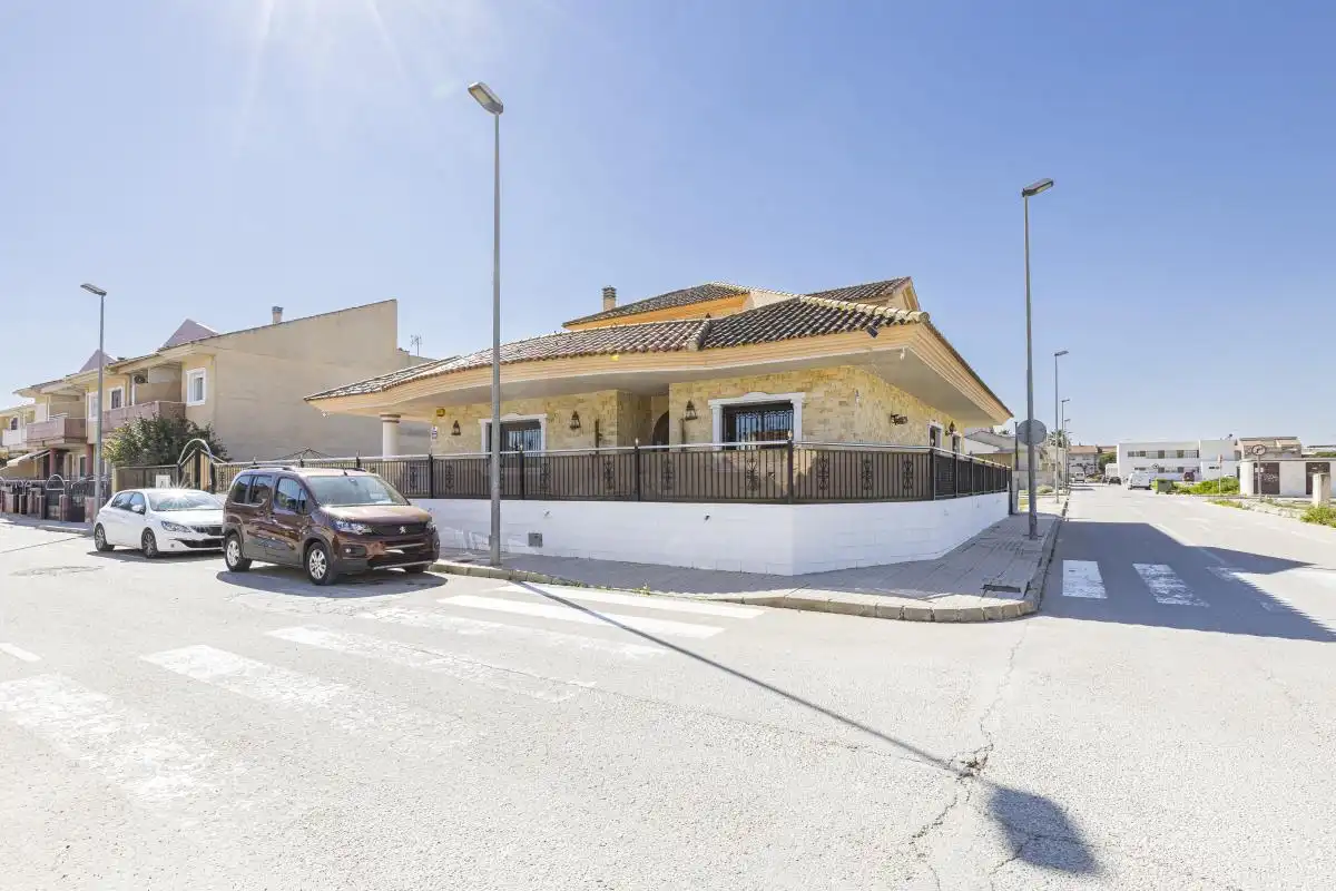 Vista exterior de Casa o chalet en venta en Alguazas con Aire acondicionado, Calefacción y Jardín privado