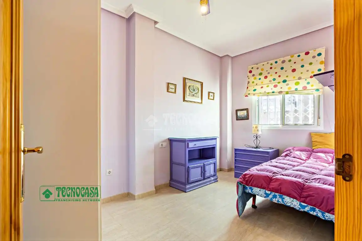 Bedroom of Flat for sale in Viator