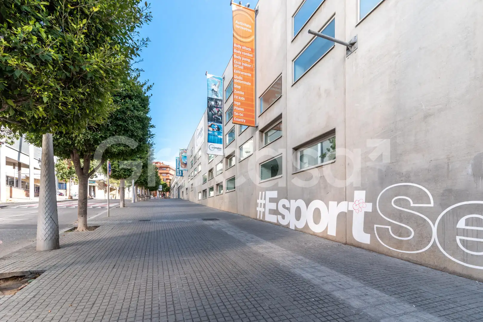 Vista exterior de Piso en venta en Sant Feliu de Llobregat con Aire acondicionado, Calefacción y Horno