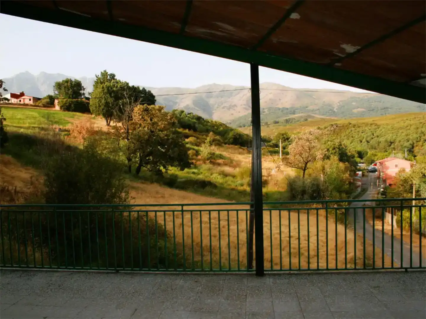 Terraza de Piso en venta en Candeleda con Jardín privado, Trastero y Amueblado