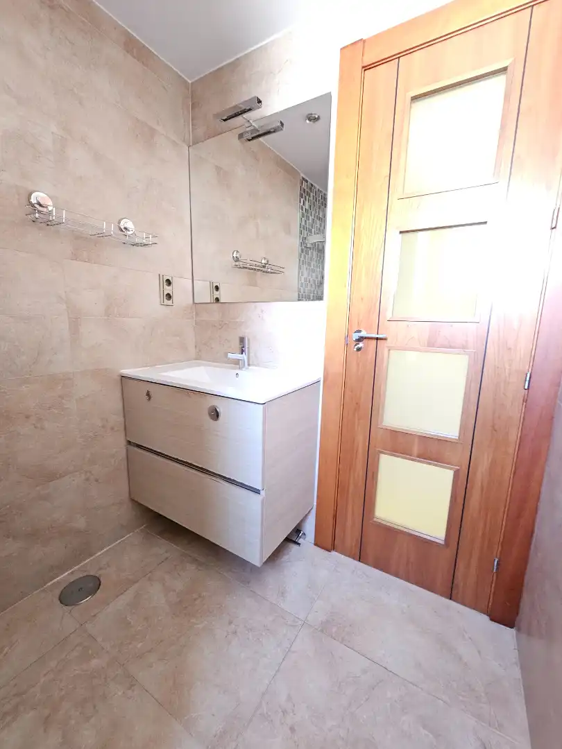 Baño de Casa adosada en venta en Ogíjares con Aire acondicionado, Trastero y Amueblado