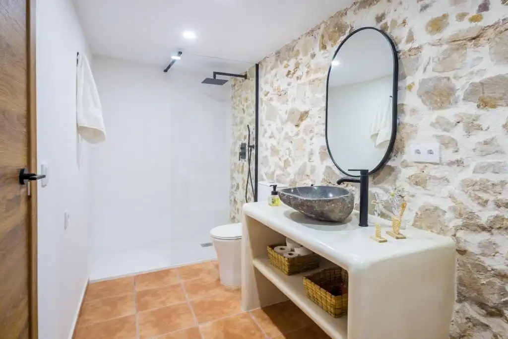 Bany de Casa o xalet en venda en Calonge i Sant Antoni amb Aire condicionat, Calefacció i Jardí privat