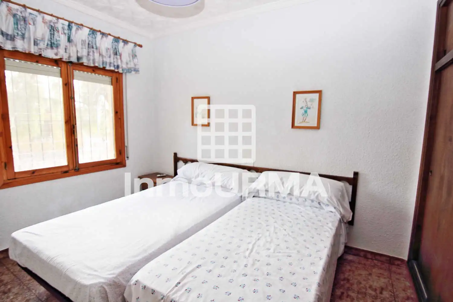 Habitación de Casa o chalet en venta en Elda con Aire acondicionado, Calefacción y Jardín privado
