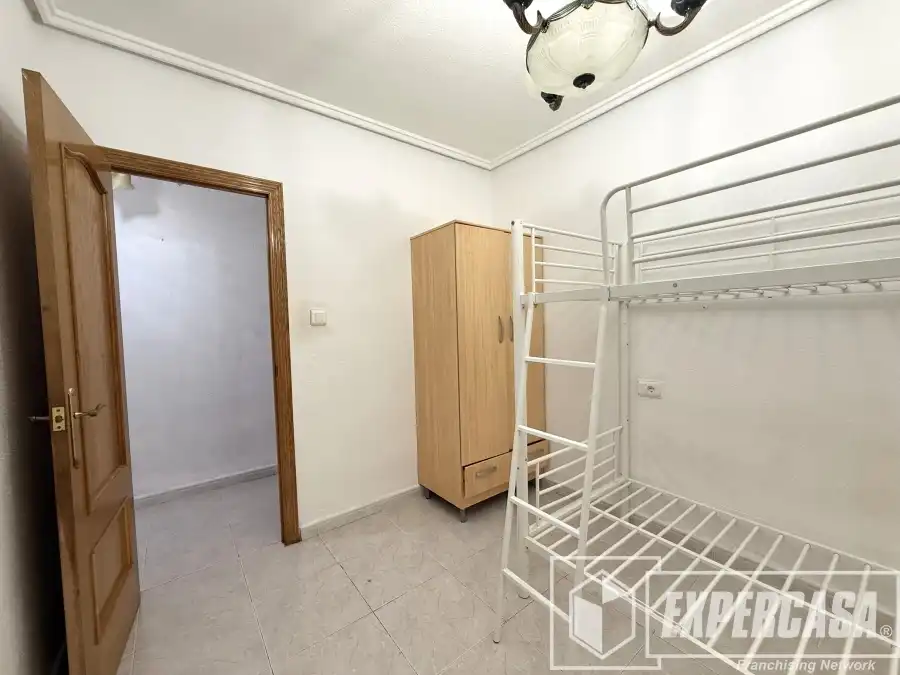 Dormitori de Pis en venda en Riba-roja de Túria amb Aire condicionat i Terrassa