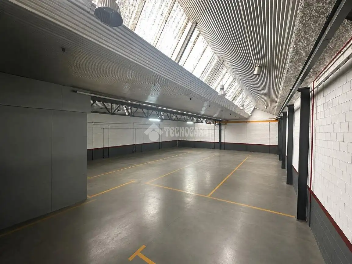 Local comercial en venta en Zona de la Vega, imagen 6