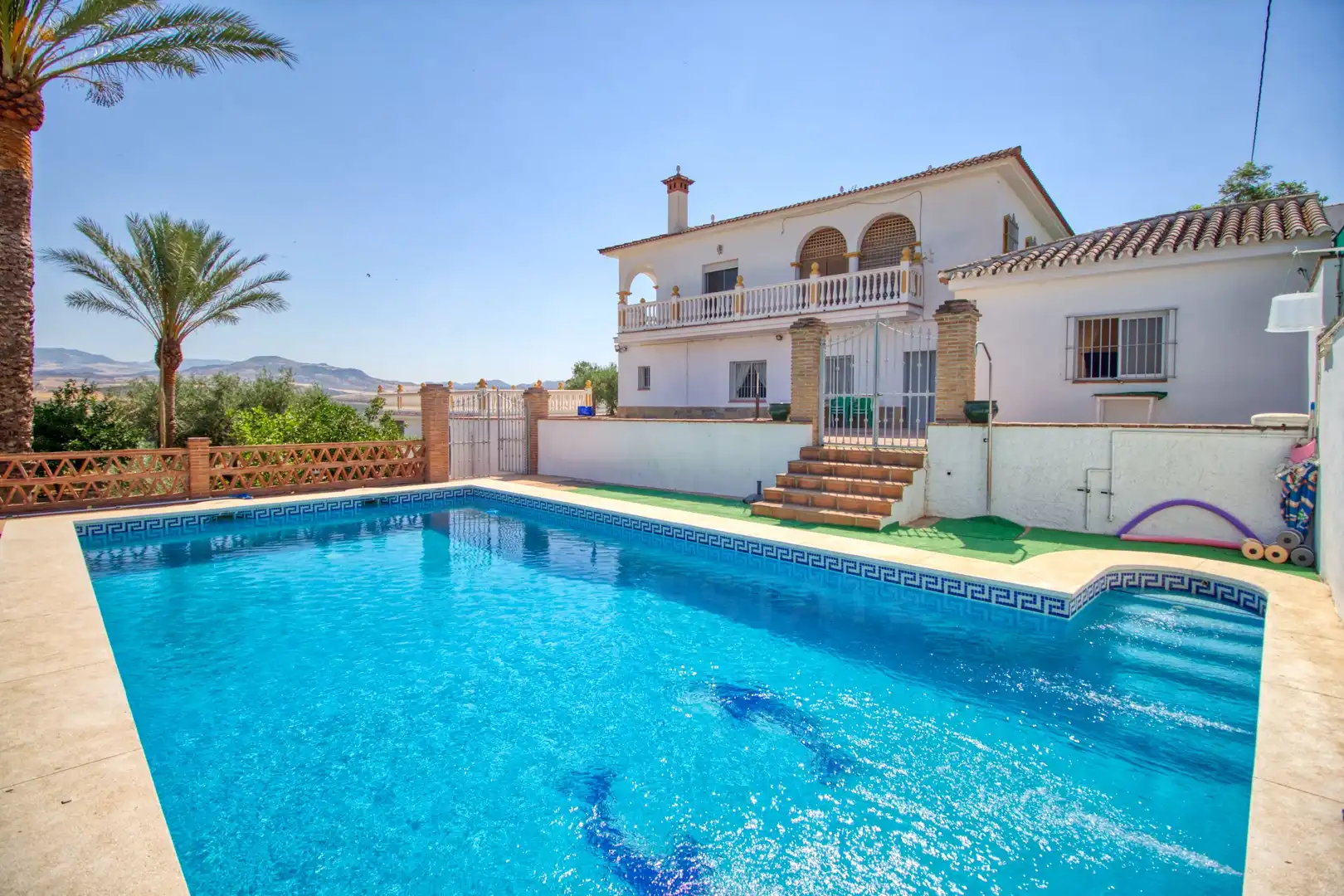 Maison avec piscine à vendre à Álora
