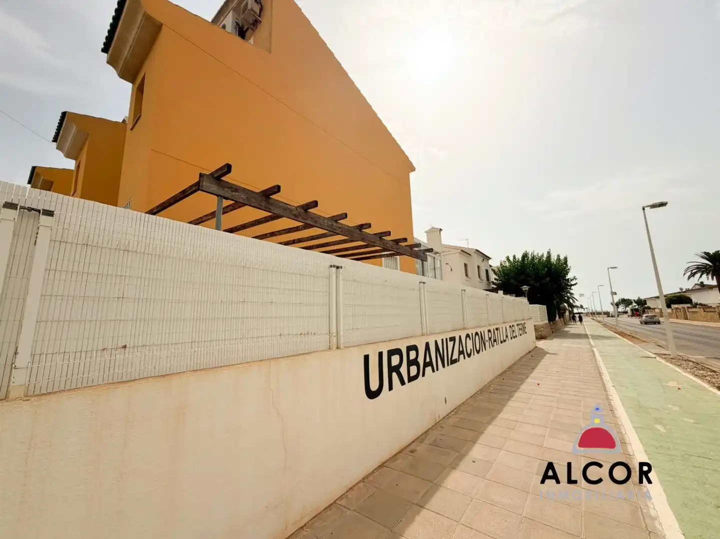 Adosado con terraza en venta en Zona Papa Luna - Platja del Gurugú, imagen 2