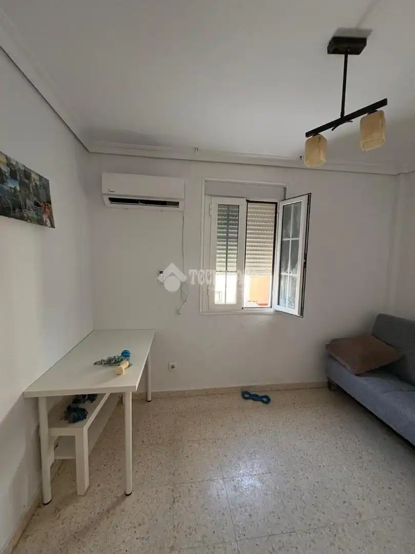 Habitación de Piso en venta en La Rinconada con Aire acondicionado