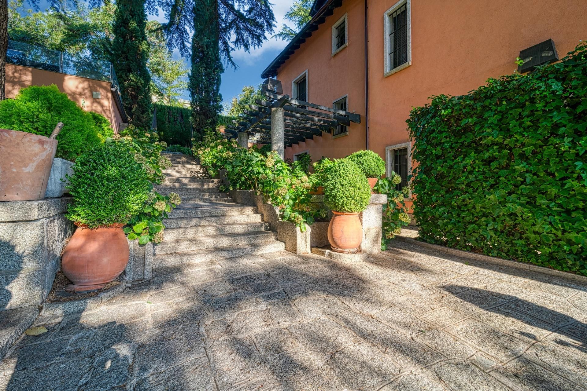 Garden of House or chalet for sale in San Lorenzo de El Escorial  with Heating, Private garden and Terrace