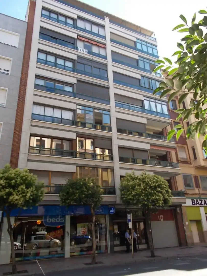 Oficina amb ascensor en venda a Centro Ciudad