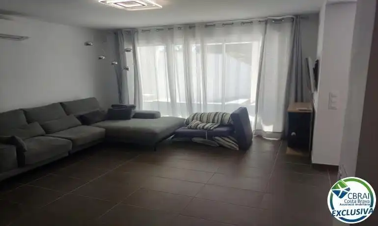 House with pool for sale in Calle PENI, imagen 5