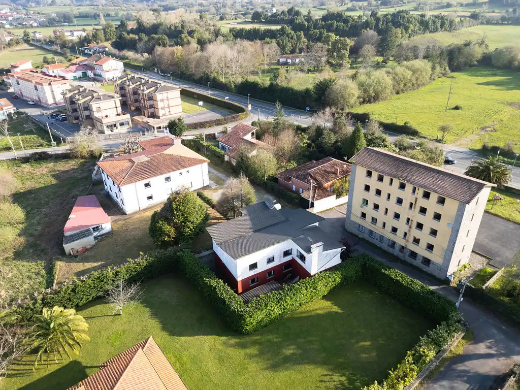Vista exterior de Casa o xalet en venda en Colunga amb Calefacció i Moblat