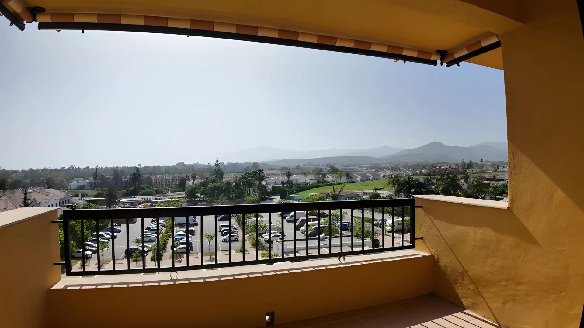 Apartament amb piscina en venda a San Pedro de Alcántara, imagen 3