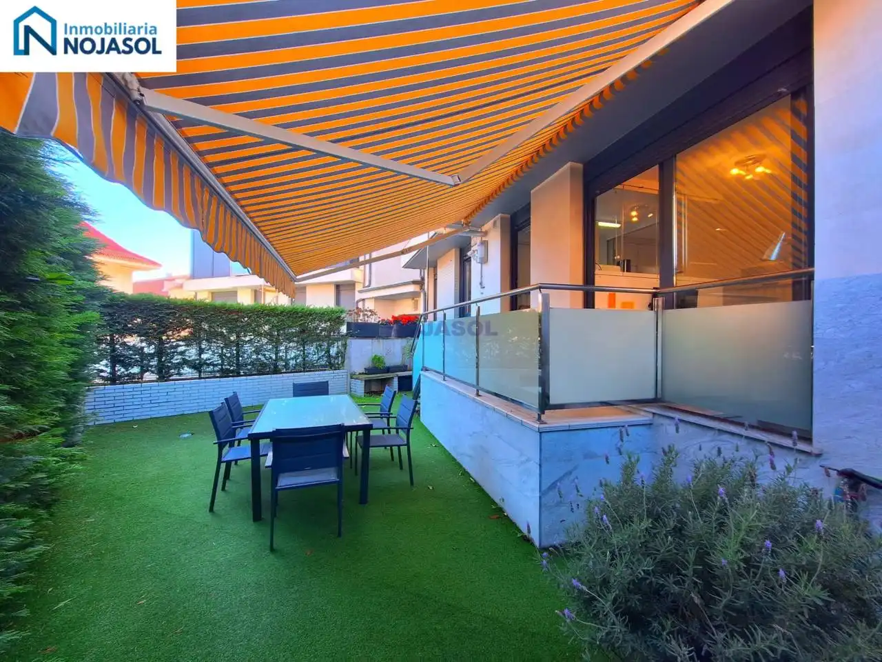 Apartament amb piscina de lloguer a Calle LA COSTA 2