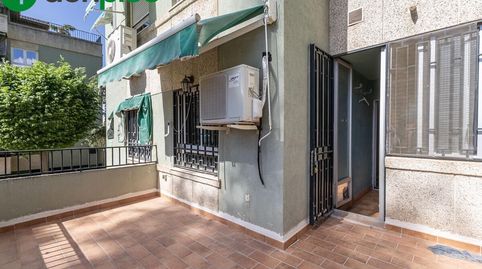 Foto 2 de Piso en venta en Calle Bajo de Huétor, 19, Cervantes, Granada Capital