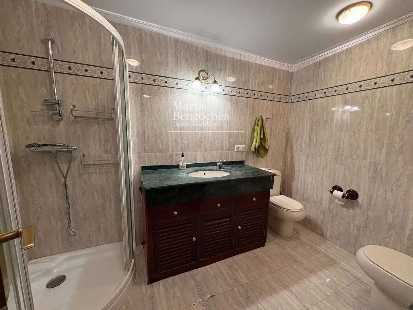 Bathroom of Flat for sale in Vitoria - Gasteiz  with Heating, Terrace and Storage room