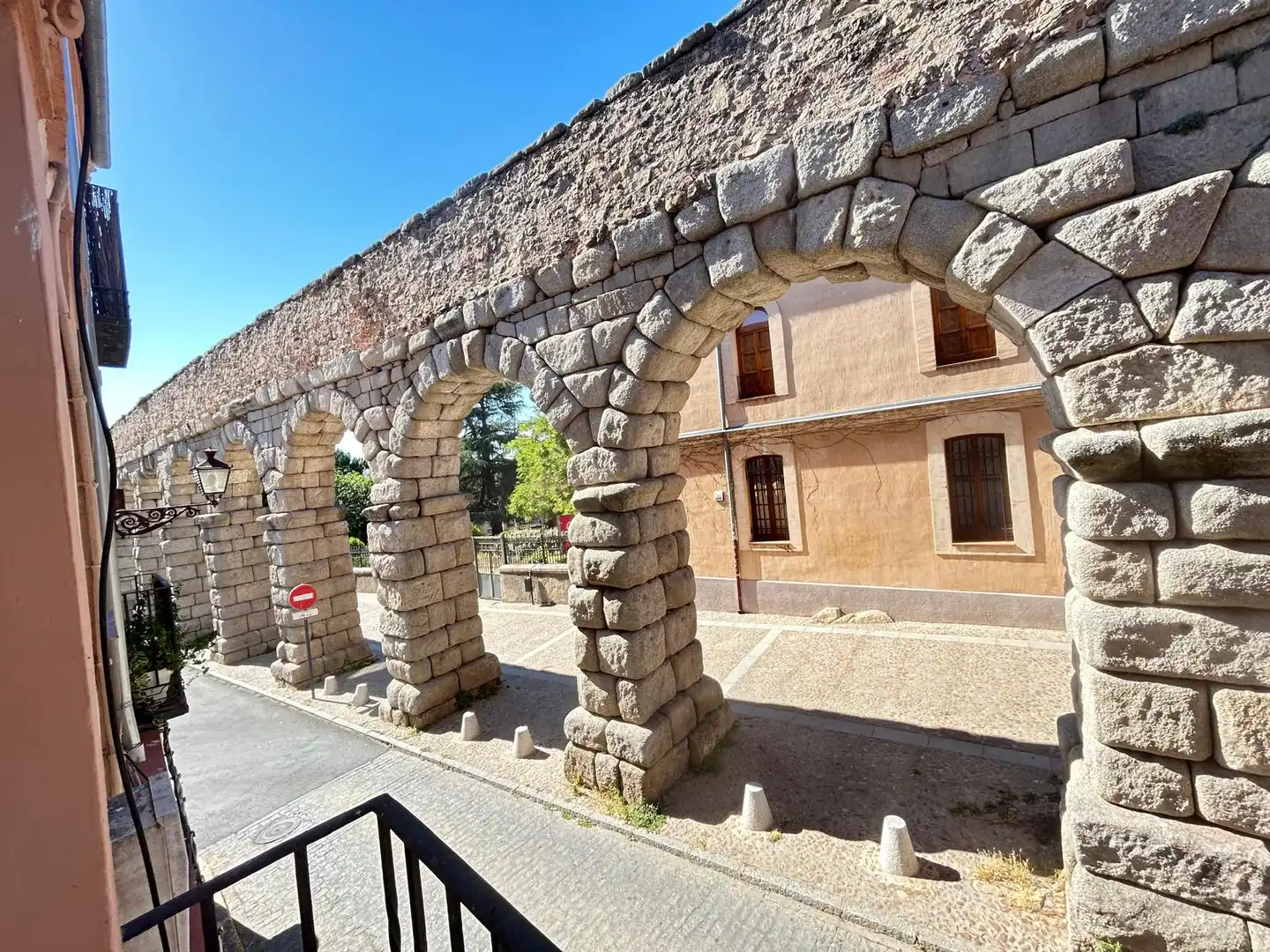 Vista exterior de Pis en venda en Segovia amb Calefacció i Balcó