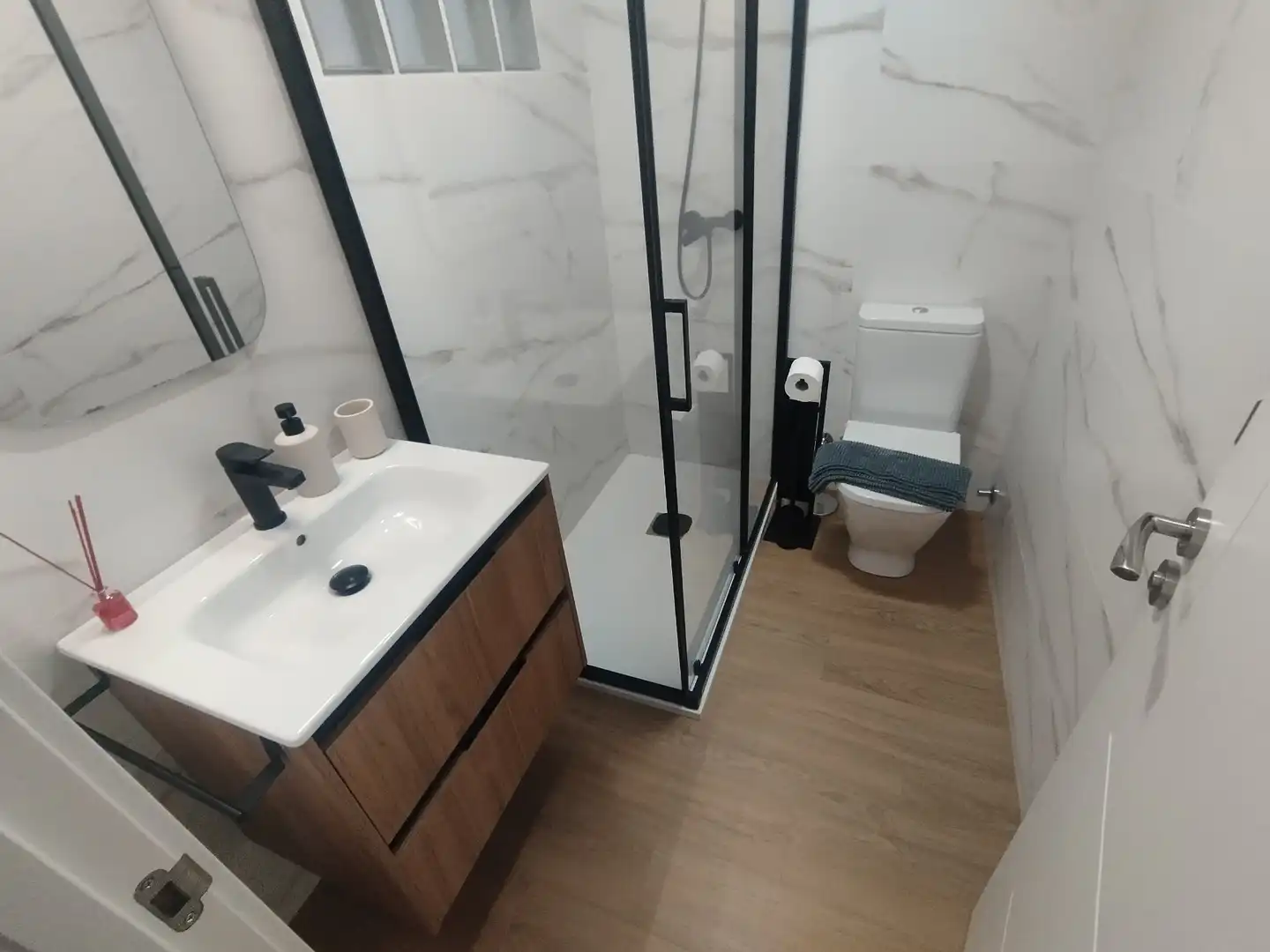 Bathroom of Apartments for sale in Viveiro  with Heating and Terrace