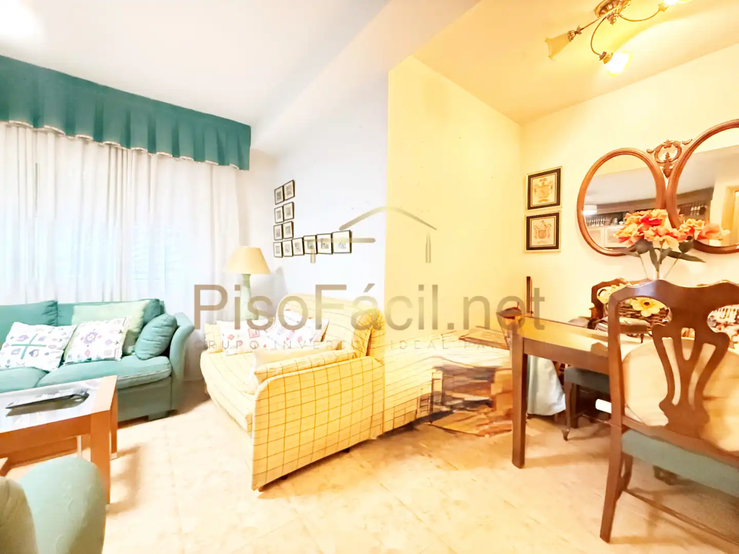 Living room of Commercial properties for sale in Parla  with Heating