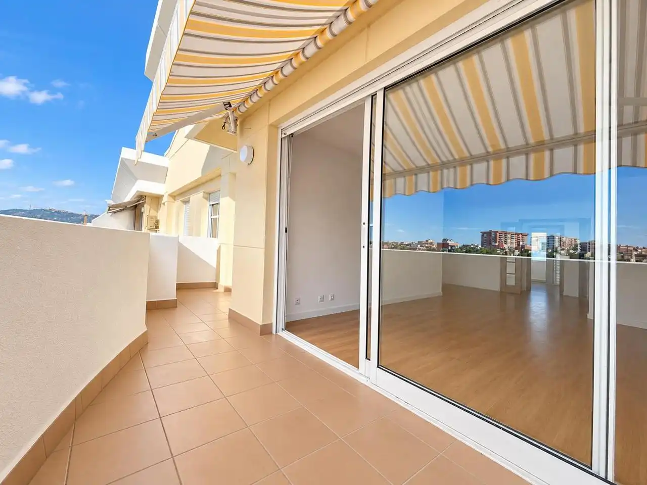 Terraza de Piso en venta en Montigalà - Sant Crist