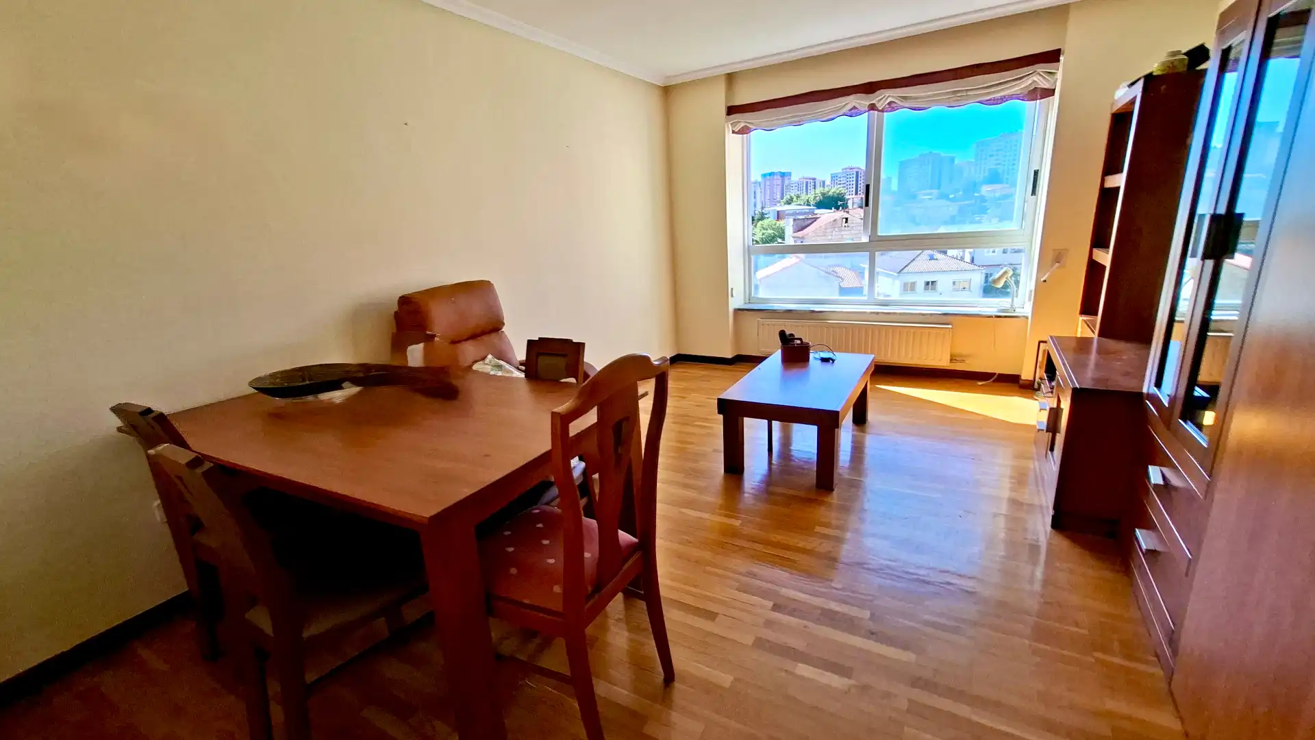 Living room of Flat for sale in Vigo   with Heating and Furnished