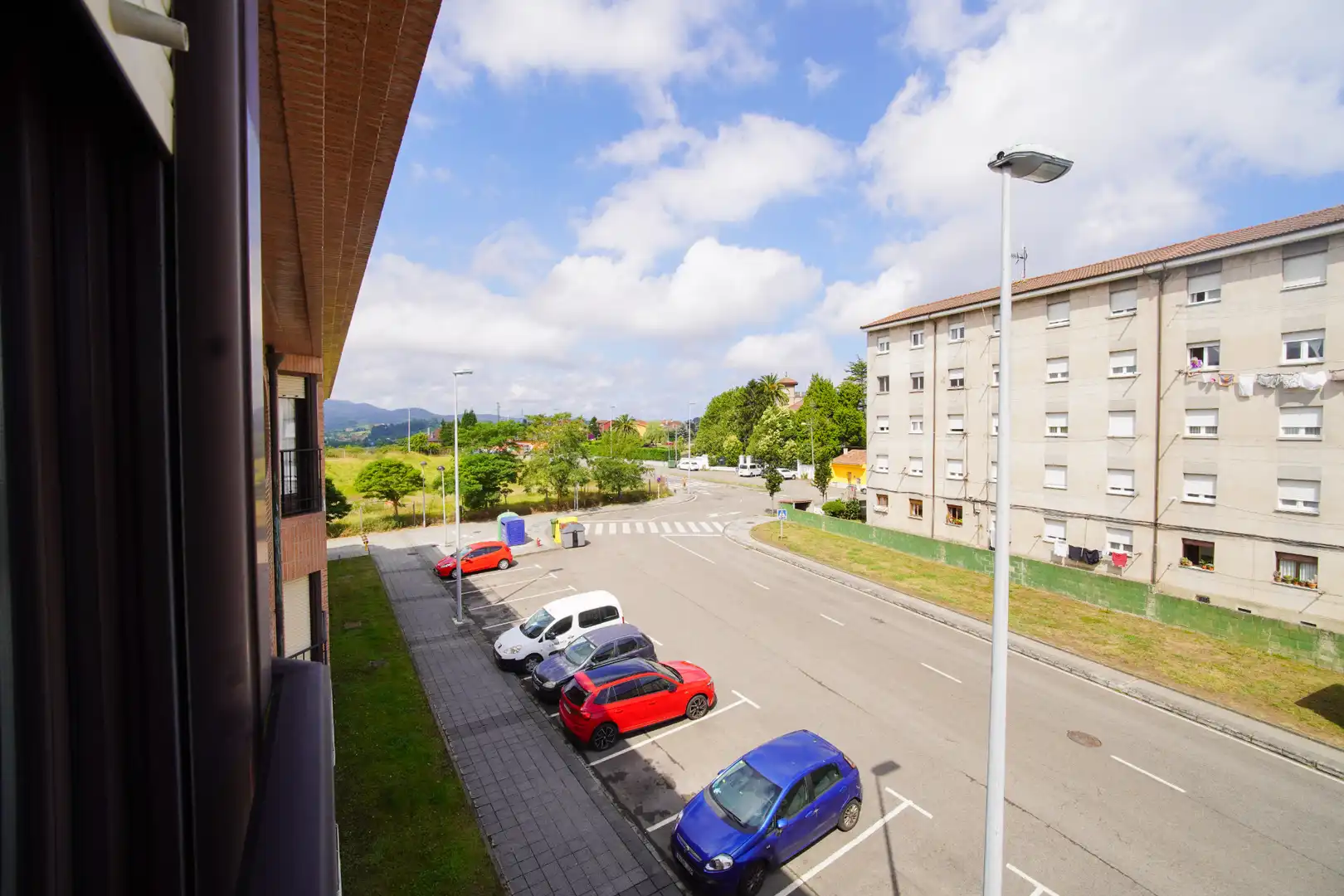 Parkplatz von Dachboden zum Verkauf in Avilés mit Heizung, Parkett und Terrasse