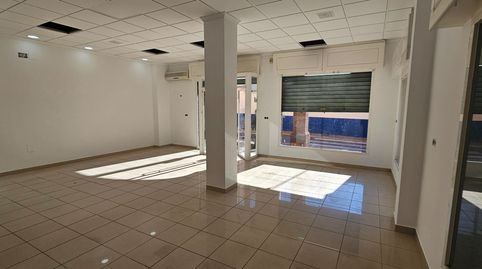 Se  alquila local en Maracena, en esquina con plaza de aparcamiento cerrada, imatge 5