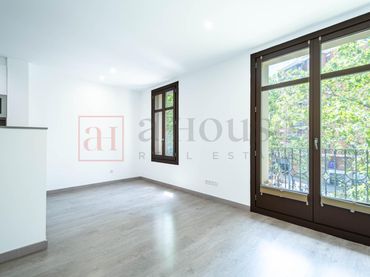 Appartamento con balcone in vendita a Avenida Avinguda Paral·lel