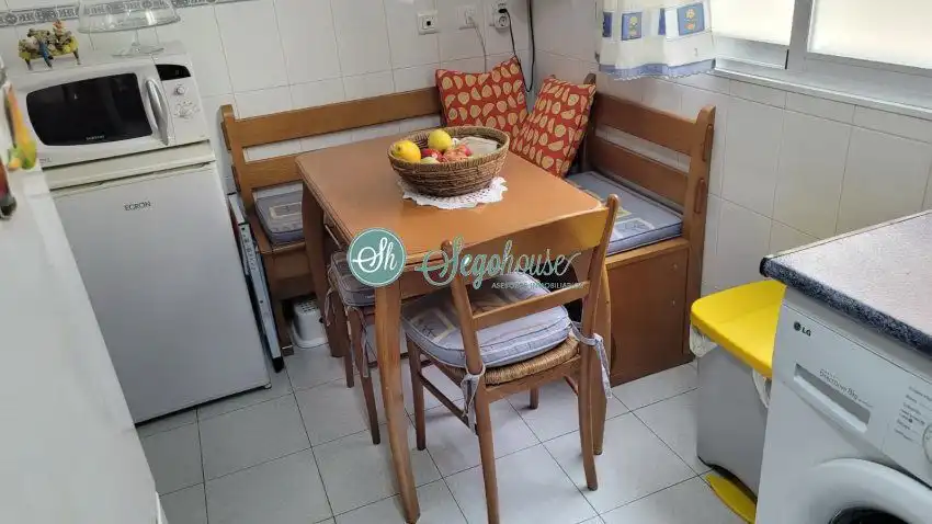 Kitchen of Flat for sale in Segovia  with Heating, Parquet flooring and Terrace