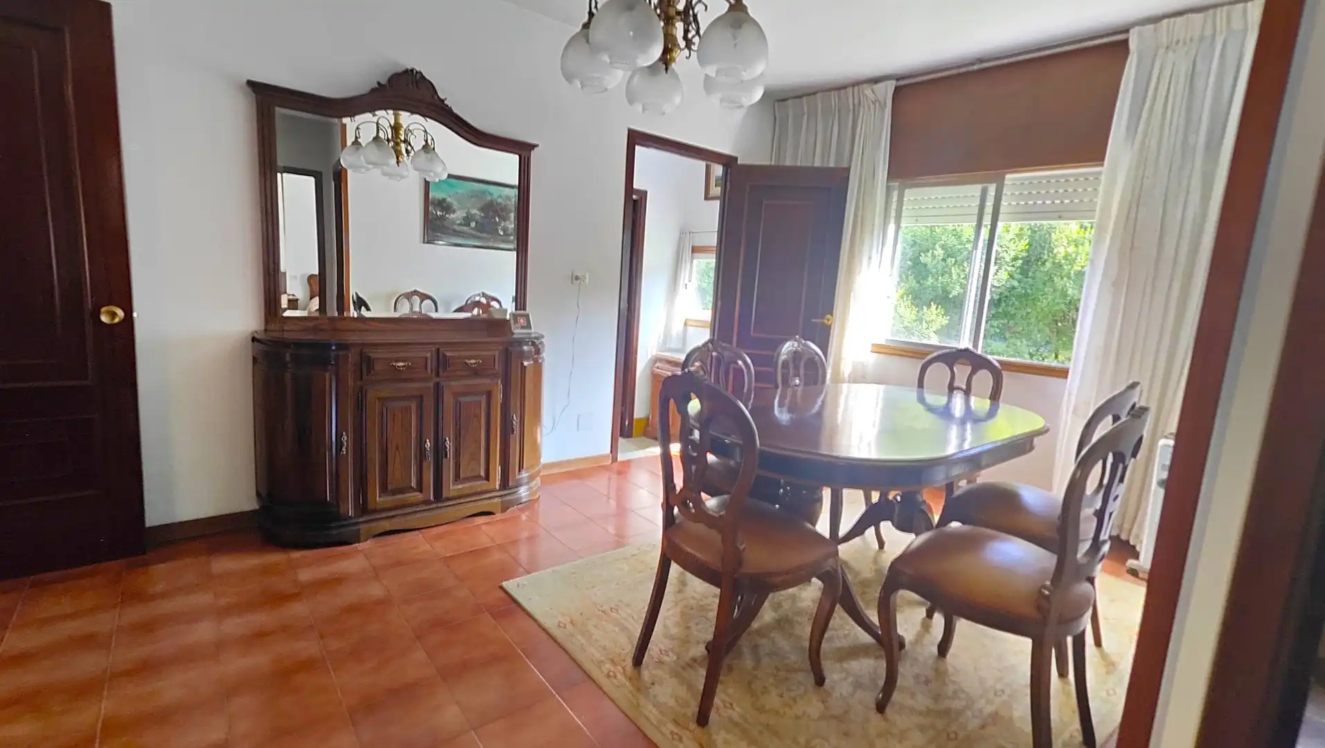 Menjador de Casa o xalet en venda en Santiago de Compostela  amb Jardí privat i Moblat