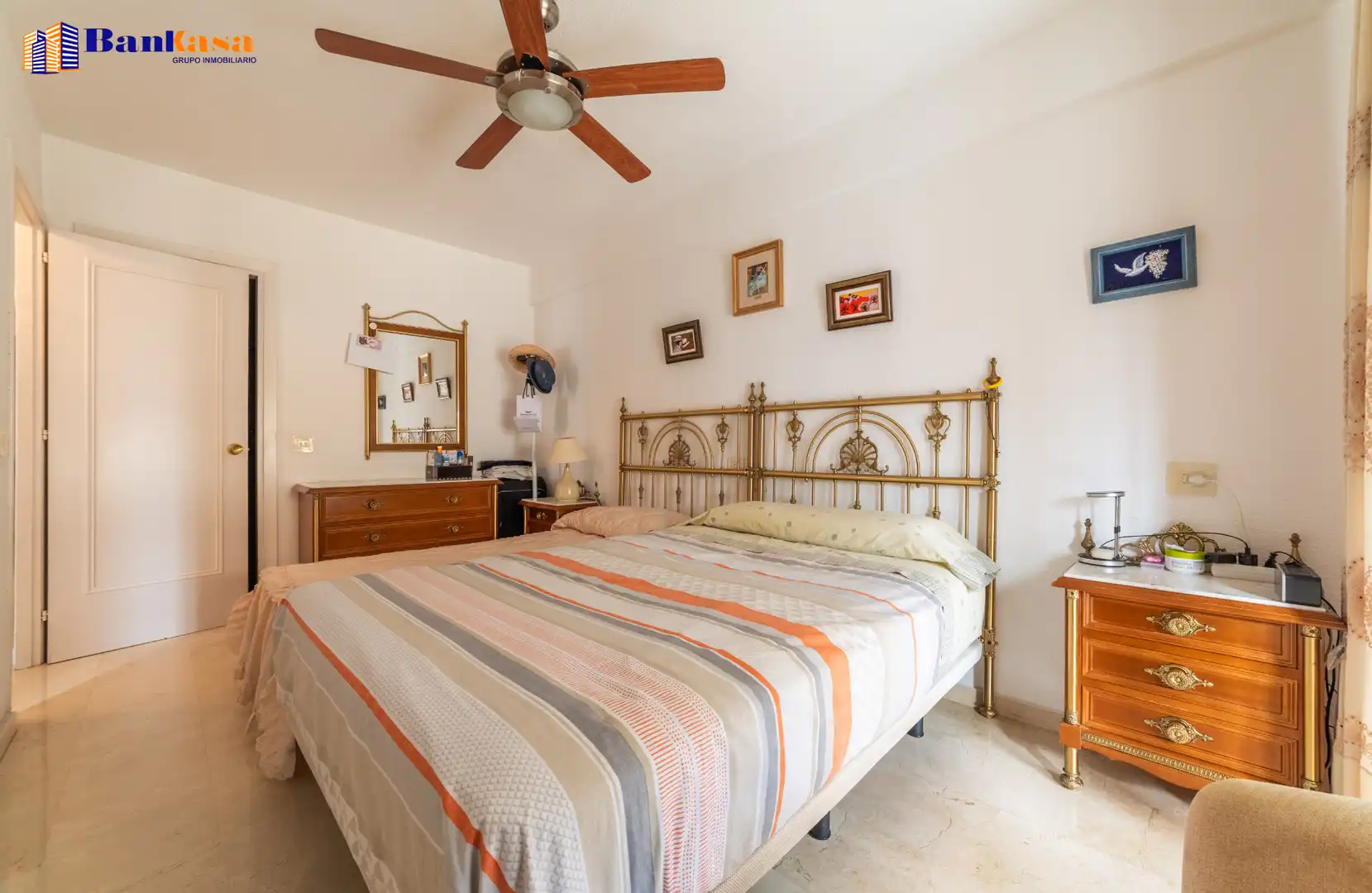 Habitación de Piso en venta en Fuengirola con Trastero y Piscina comunitaria