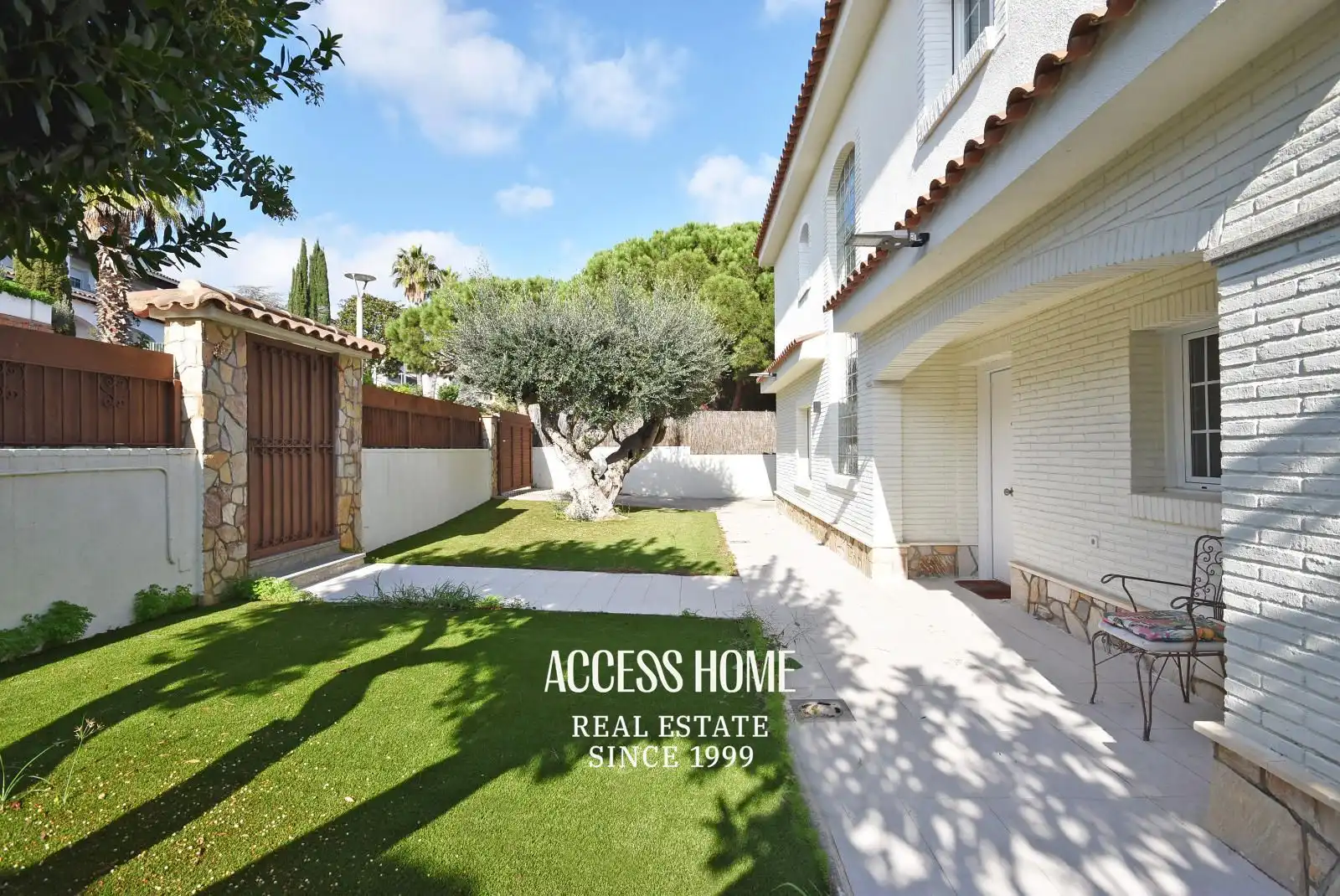 Detached house with pool for sale in Premià de Dalt, imagen 2