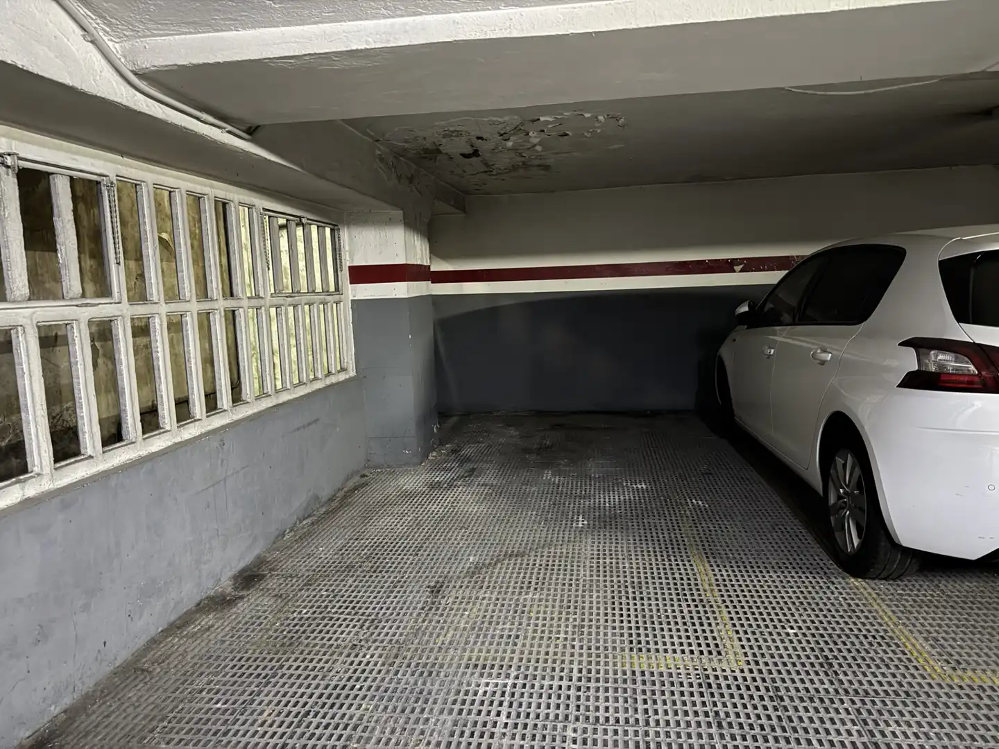 Individual amb ascensor en venda a Carrer de Rocafort, imagen 2