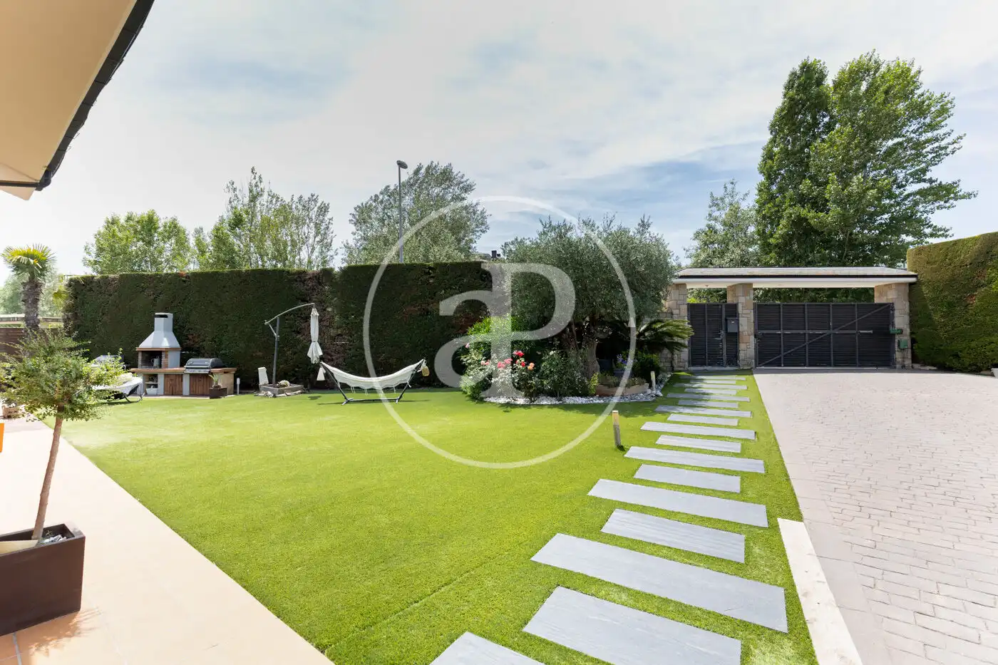 Jardí de Casa o xalet en venda en Sant Quirze del Vallès amb Aire condicionat, Calefacció i Jardí privat