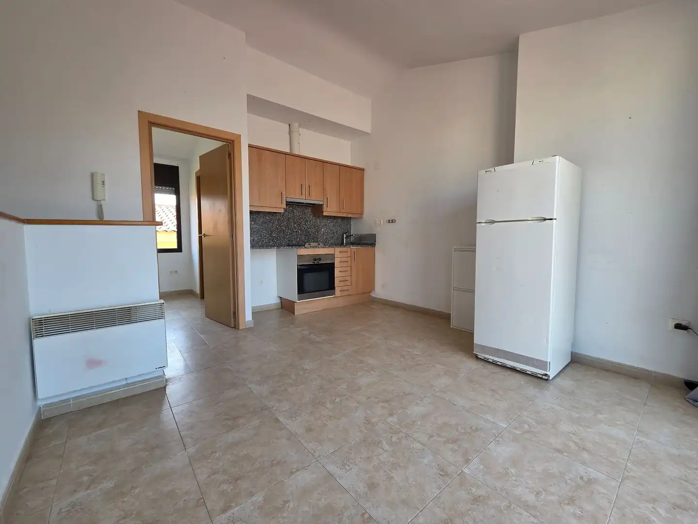 Cocina de Piso en venta en Vinyols i els Arcs con Calefacción y Terraza