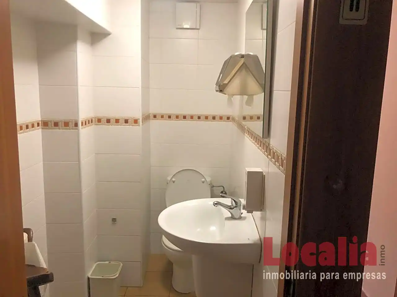 Local commercial à louer à José Posada Herrera, imagen 13