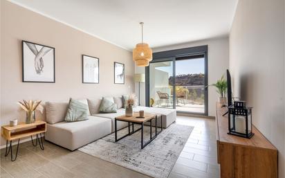 Sala d'estar de Apartament en venda en Mijas amb Aire condicionat, Terrassa i Alarma