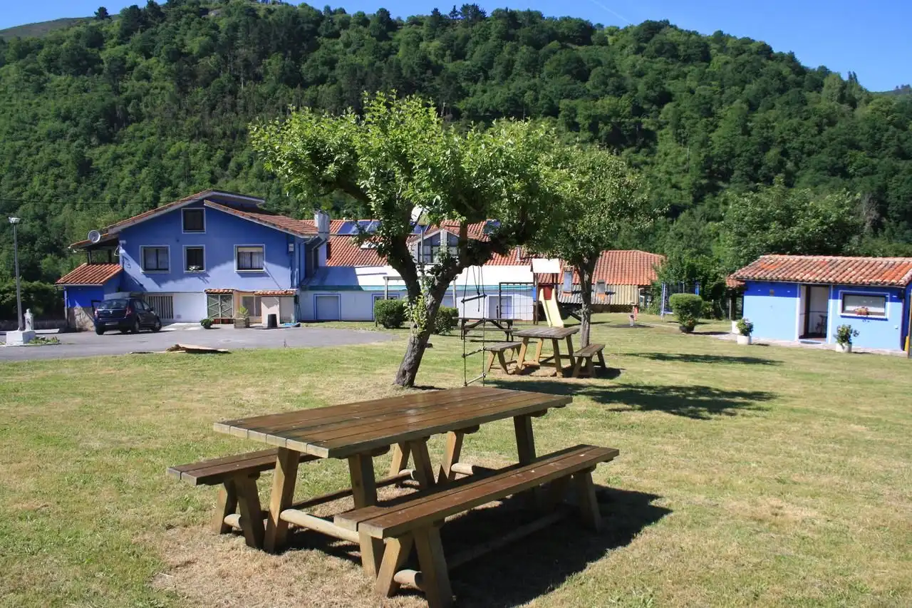Hotel zum Verkauf in AS-114, imagen 3