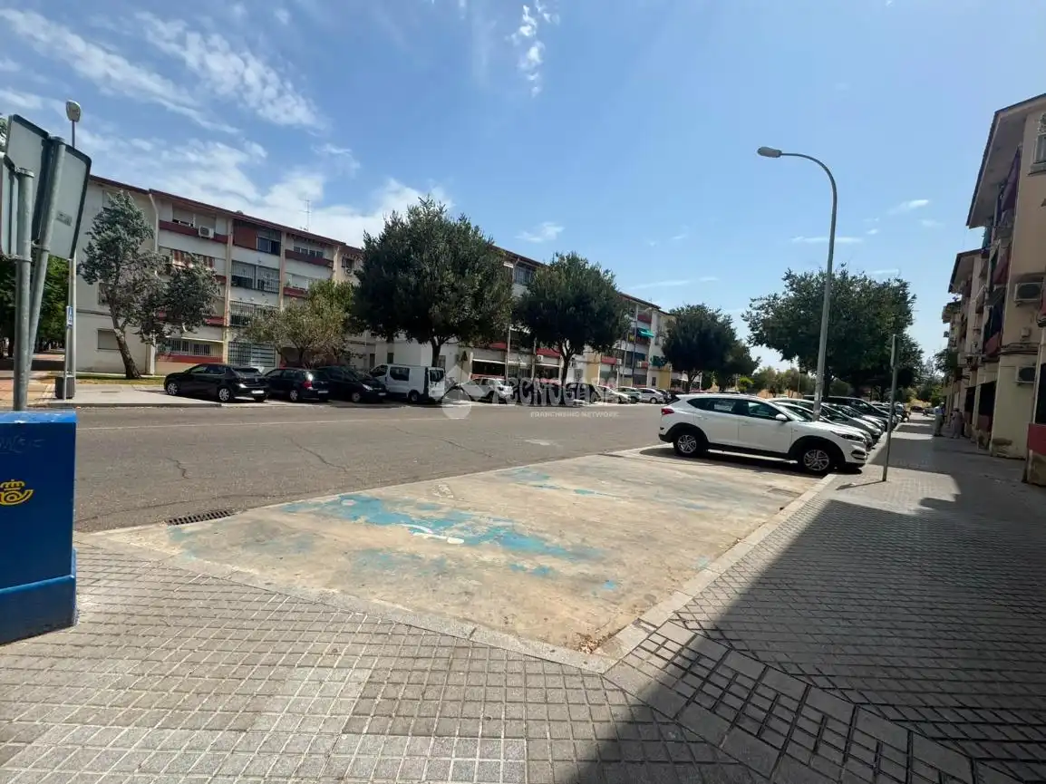 Vista exterior de Piso en venta en Córdoba