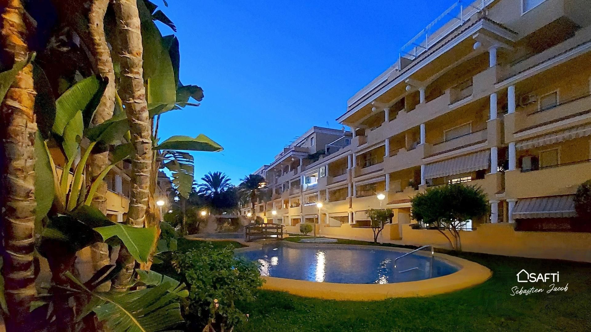 Exterior view of Flat for sale in Dénia  with Air Conditioner, Heating and Terrace