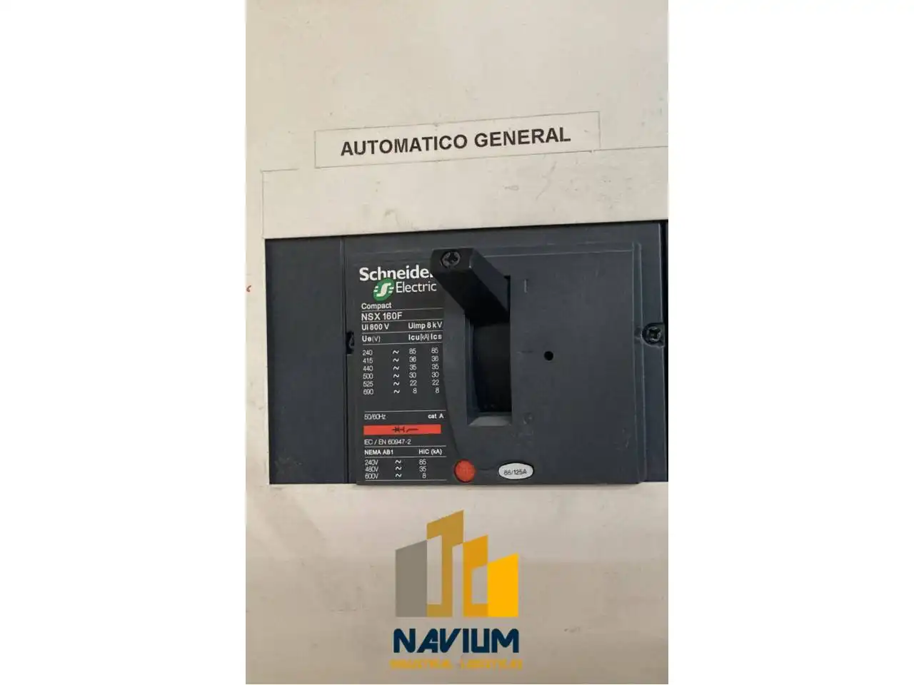 Nau industrial en venda en Madrid