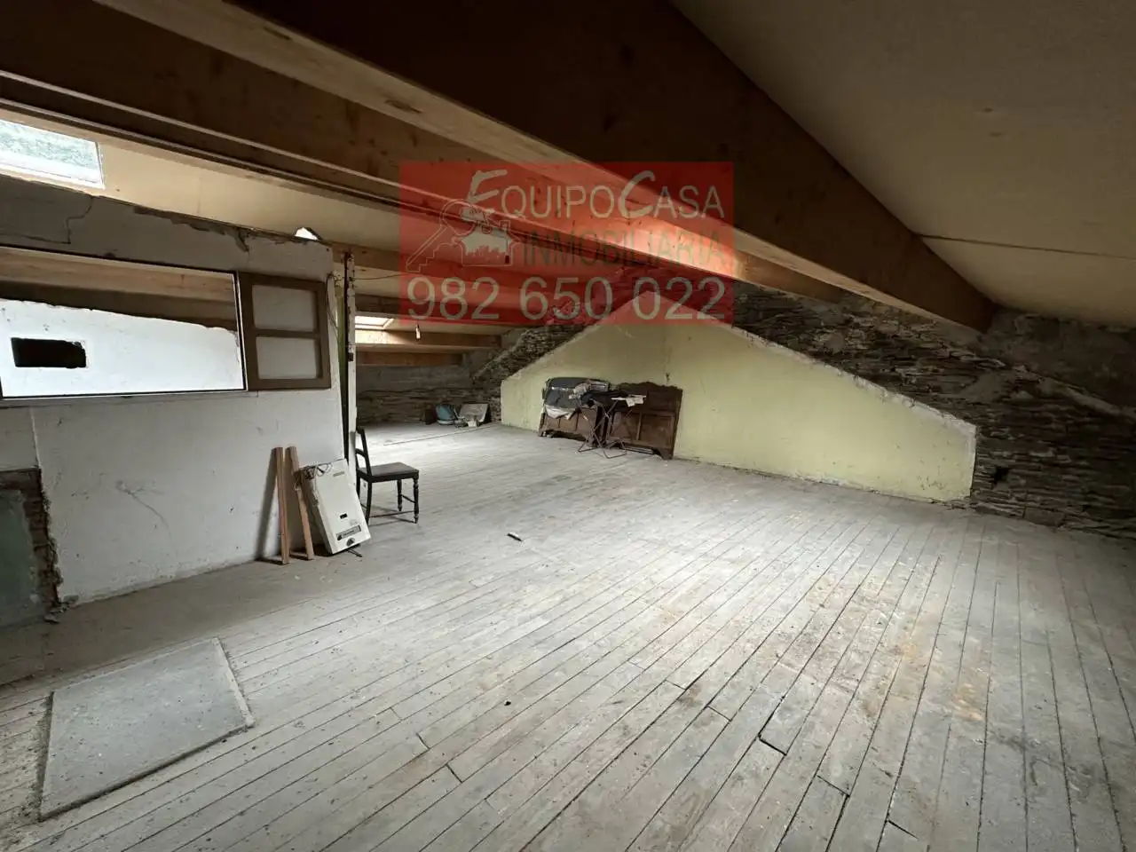 Casa adosada en venta en Lugo con Jardín privado, Terraza y Alarma