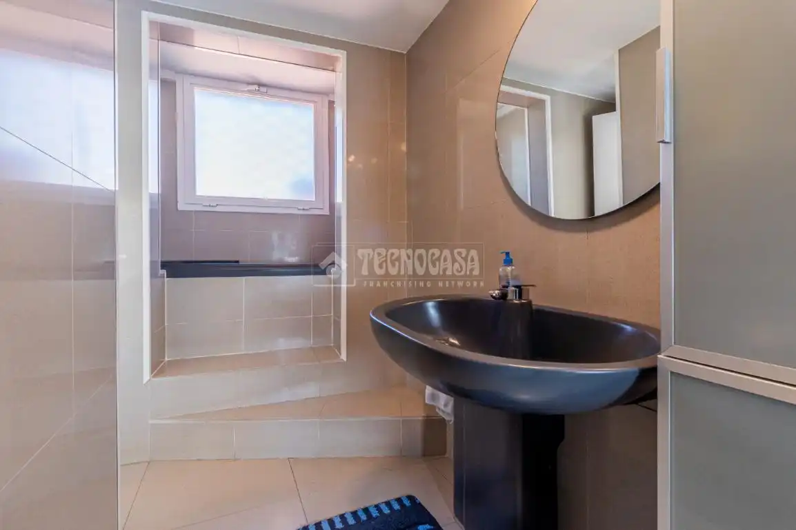 Baño de Casa o chalet en venta en Sant Cugat del Vallès con Aire acondicionado, Calefacción y Trastero