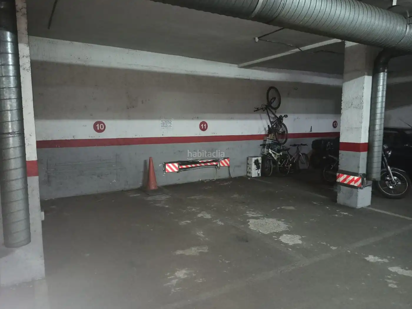 Einzelparkplatz zum Verkauf in Calle León Felipe 2