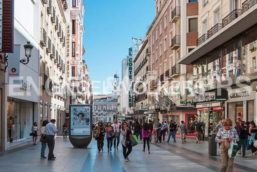 Exterior view of Flat for rent in Madrid  with Air Conditioner, Heating and Furnished