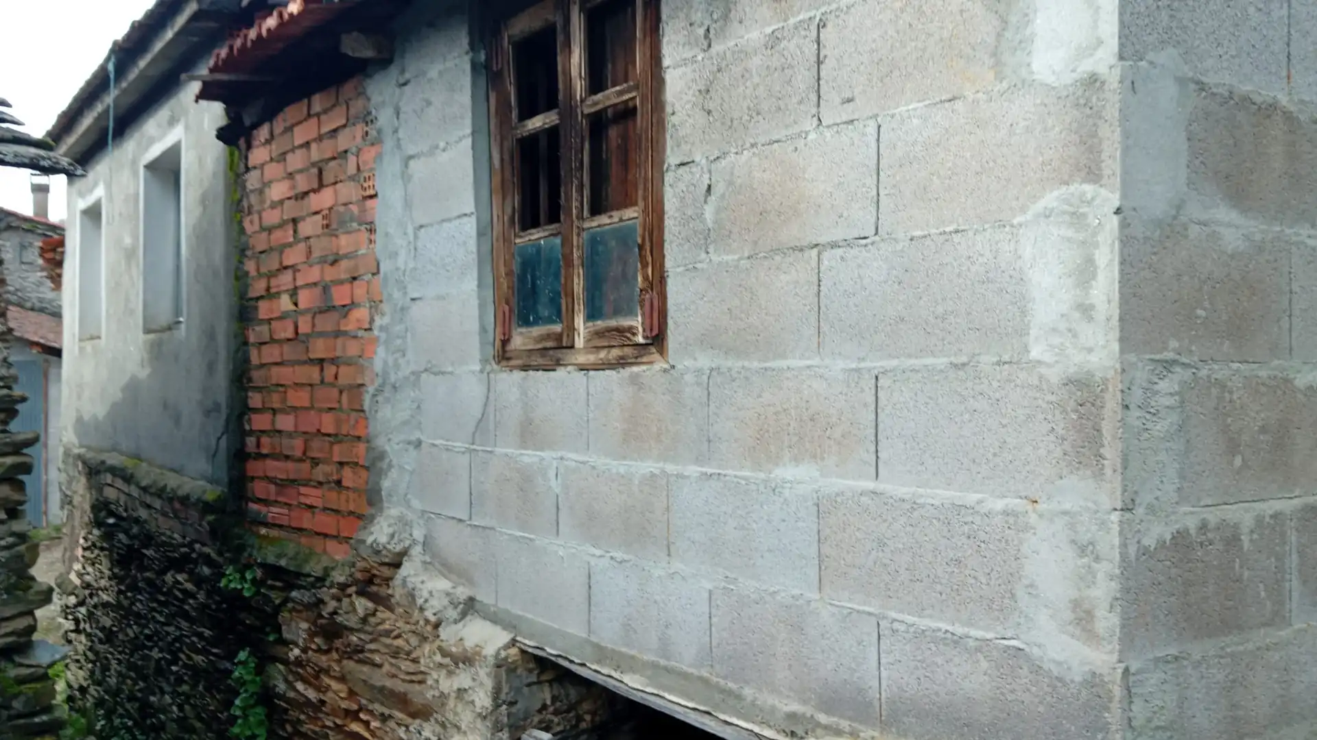 Vista exterior de Casa adosada en venta en Vilardevós